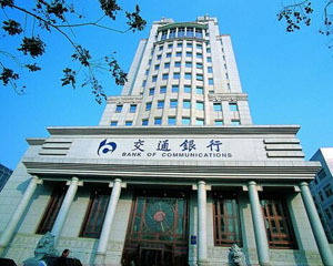 银行在应对市场波动中的策略有哪些？