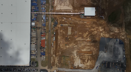 马斯克在孟菲斯豪赌AI 斥巨资打造全球最大超算中心