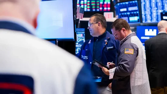 早盘：美股小幅下跌 道指跌逾100点