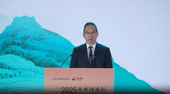 新任贵州茅台集团党委书记、董事长陈华首次亮相，再次强调“顺天敬人、明理厚德”企业理念